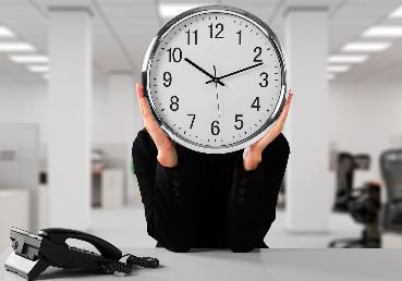 Роструд обозначил срок, в течение которого оформляется перевод на неполное рабочее время 