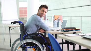 Минтруд разъяснил порядок продления инвалидности
