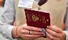 По загранпаспорту с чипом можно оформить цифровой паспорт на Госуслугах