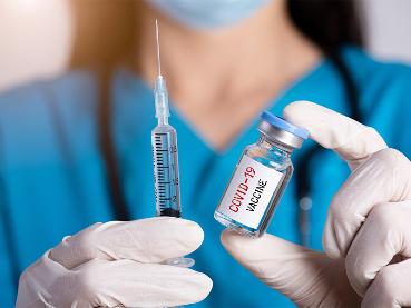 Вакцинация против коронавируса является добровольной для всех граждан