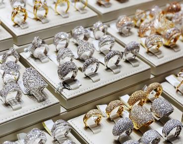 Власти хотят вернуть право на спецрежимы при продаже ювелирных изделий из серебра
